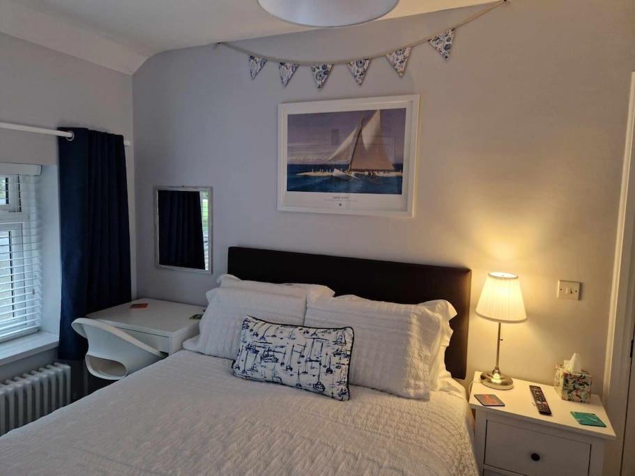Room On Heath Park 卡迪夫 外观 照片