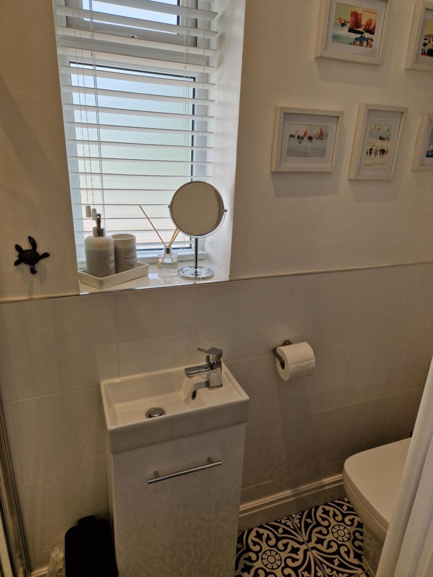 Room On Heath Park 卡迪夫 外观 照片